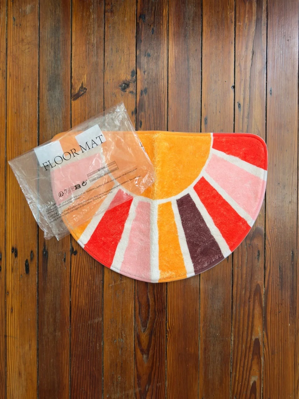 NEW half circle sun rug/floor mat 40x60”